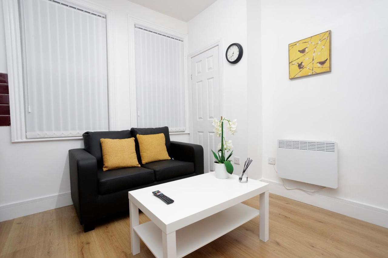 Kirkstall Serviced Apartments Leeds Leeds  Eksteriør billede